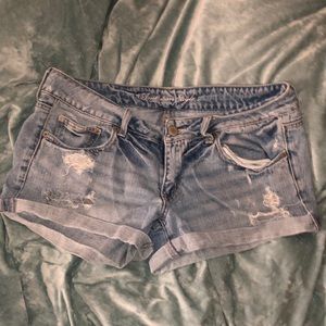 American Eagle distressed jean shorts